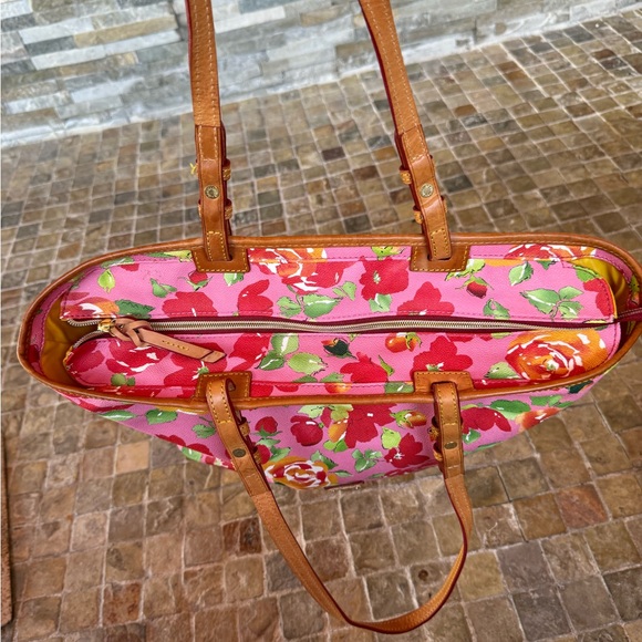 Dooney and Bourke shoulder bag with wallet (rare) - Picture 11 of 16